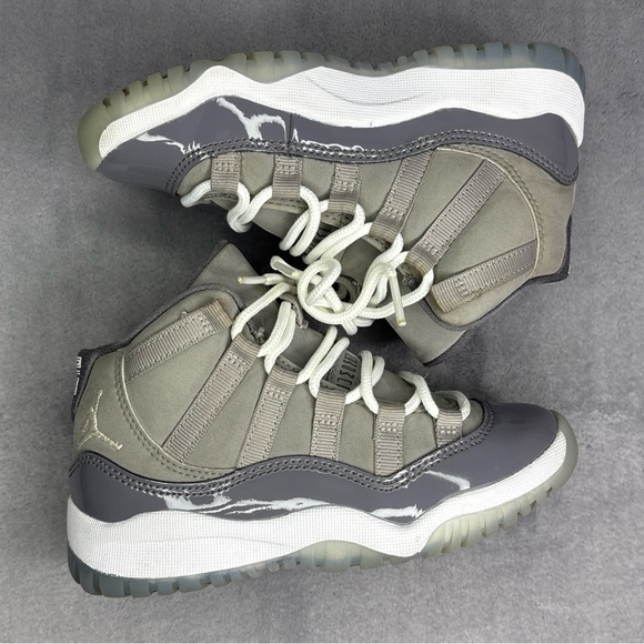 🔥🔥🔥Air Jordan Retro 11 Gray Sneakers Size: 11C🔥🔥🔥 - Picture 7 of 9
